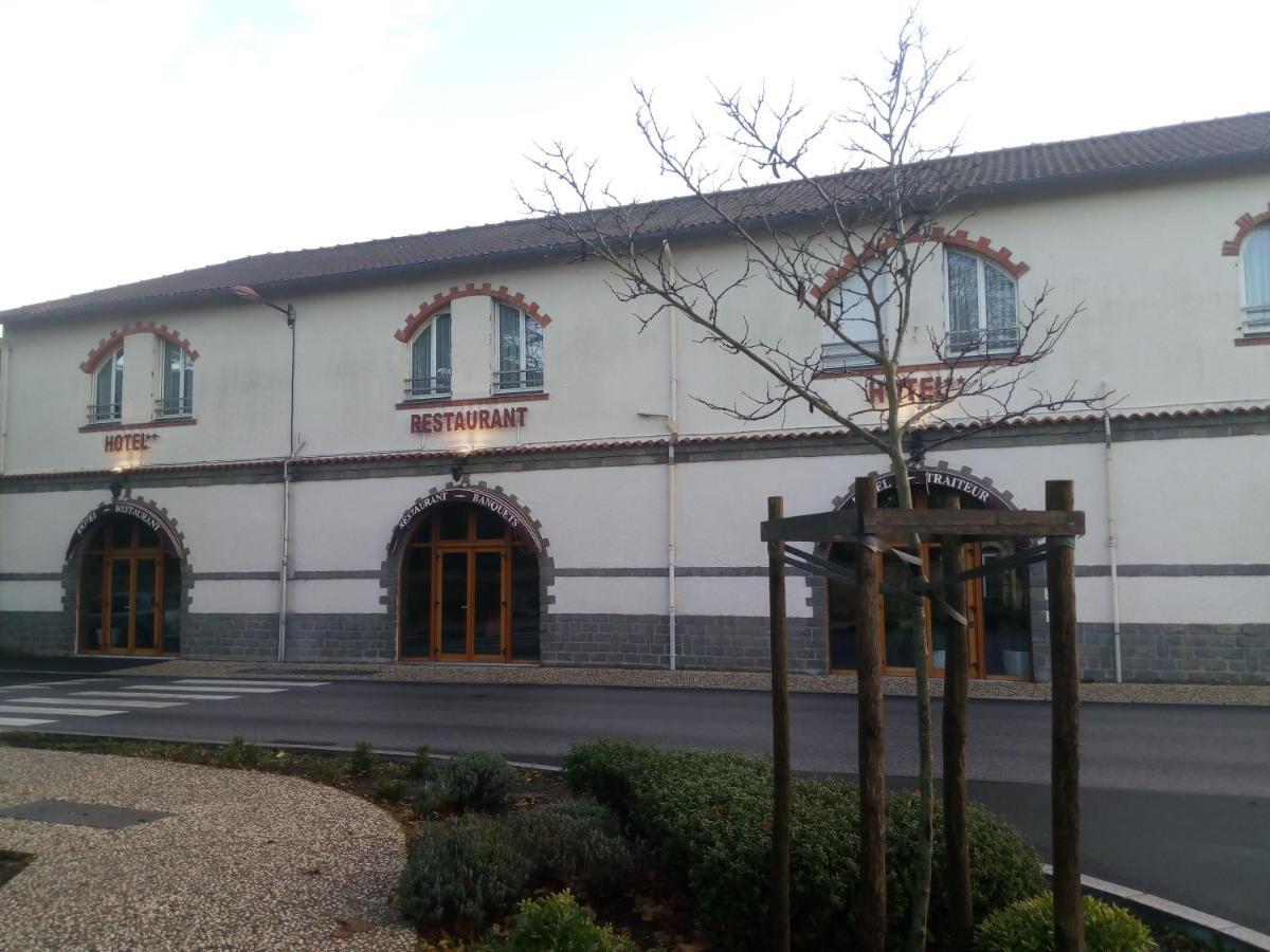 Hotel De La Gare Клисон Екстериор снимка